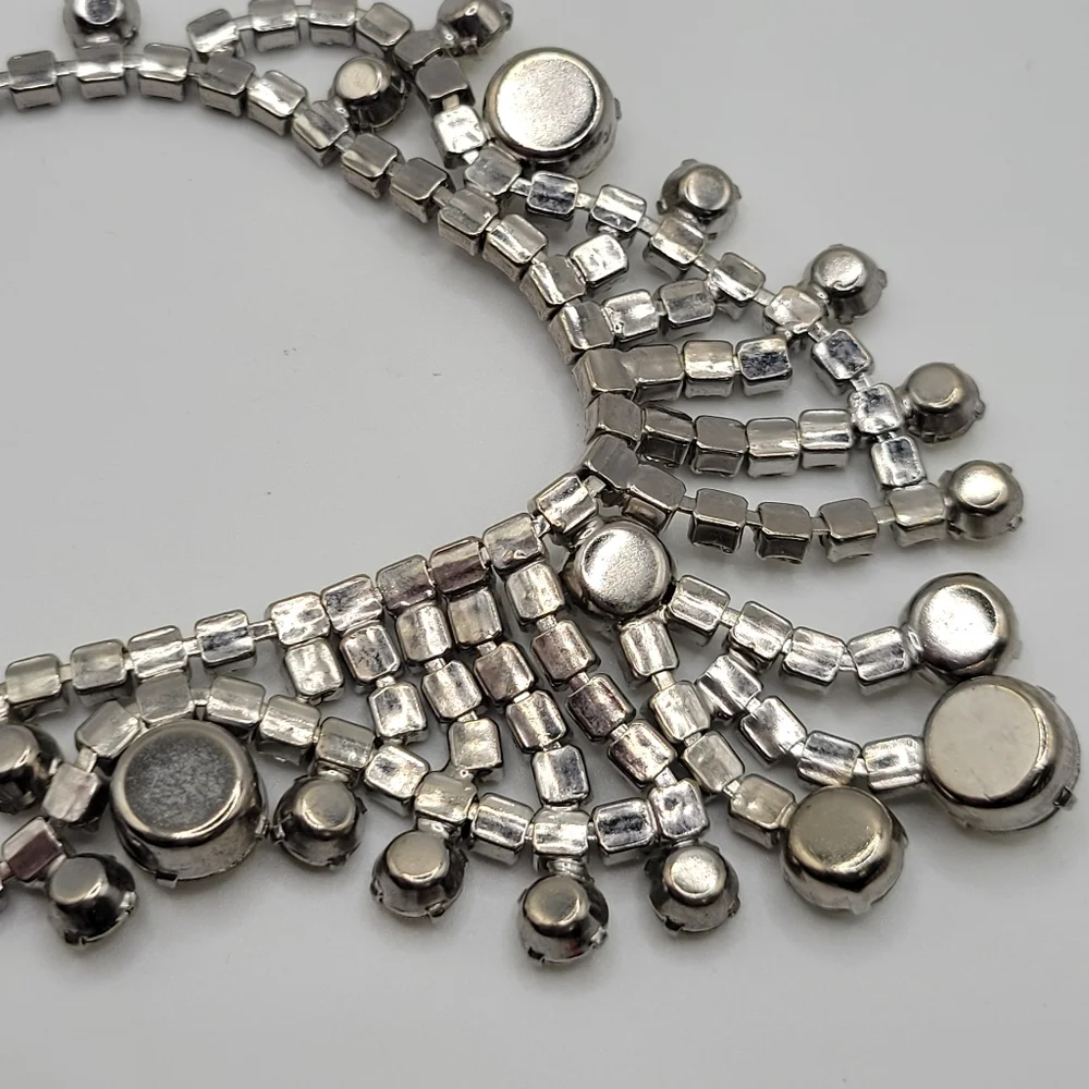 VTG Jewelry Set | Silver Tone & Clear Rhinestones | Unsigned - Picture 7 of 12